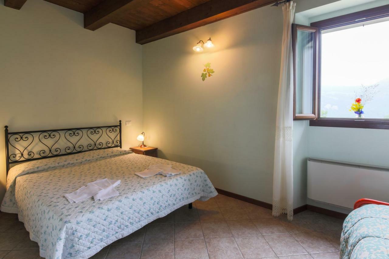 Agriturismo L'Antico Frutto Премилькуоре Экстерьер фото