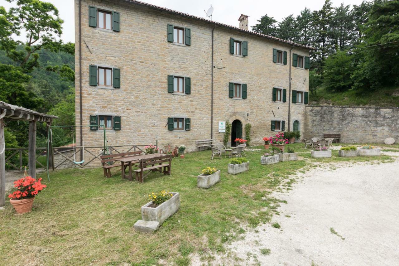 Вилла Agriturismo L'Antico Frutto Премилькуоре Экстерьер фото